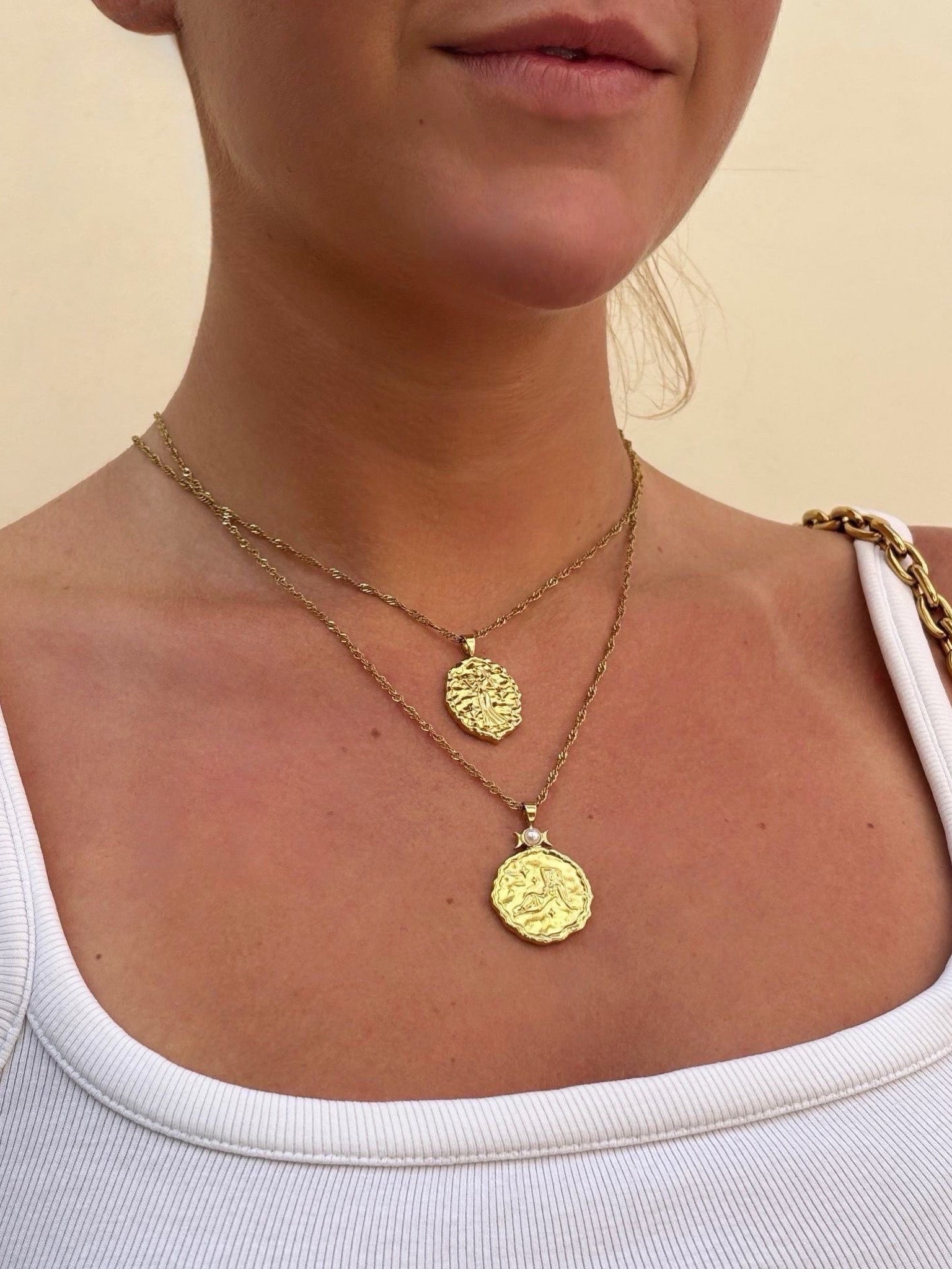 Luna Necklace